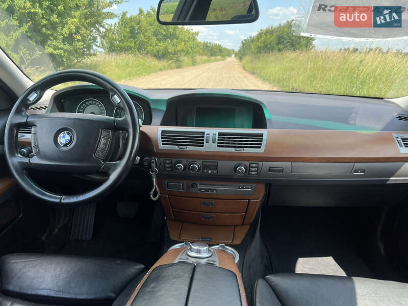 Седан BMW 7 Series 2008 в Львові