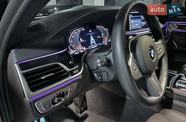 Седан BMW 7 Series 2022 в 