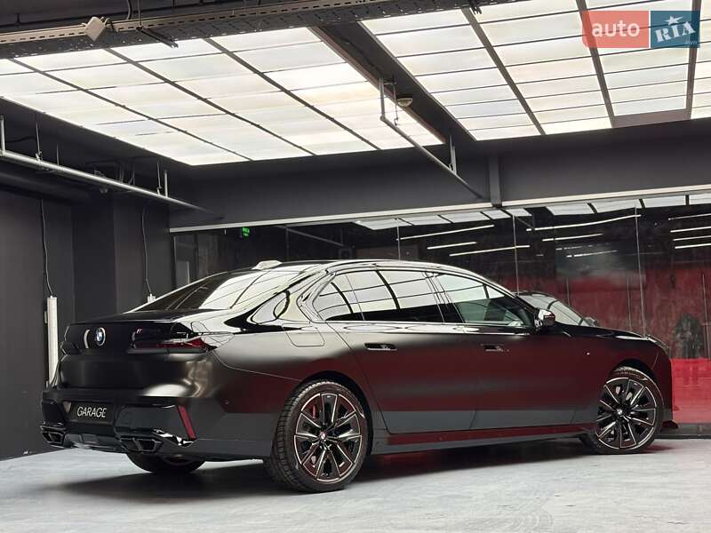 Седан BMW 7 Series 2022 в Києві