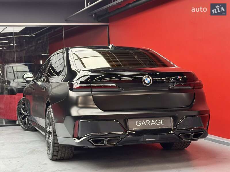 Седан BMW 7 Series 2022 в Києві