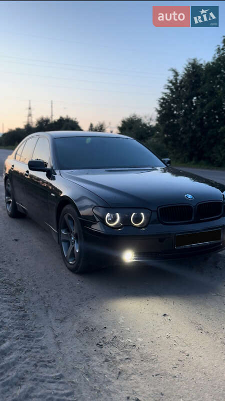 Седан BMW 7 Series 2003 в Сумах