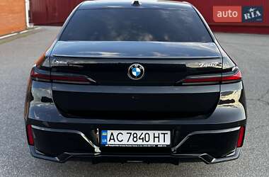 Седан BMW 7 Series 2023 в 