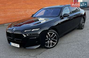 Седан BMW 7 Series 2023 в 