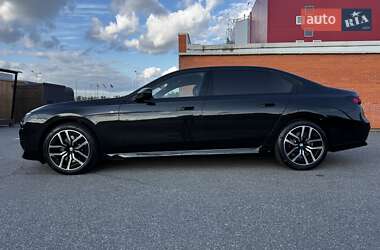 Седан BMW 7 Series 2023 в 