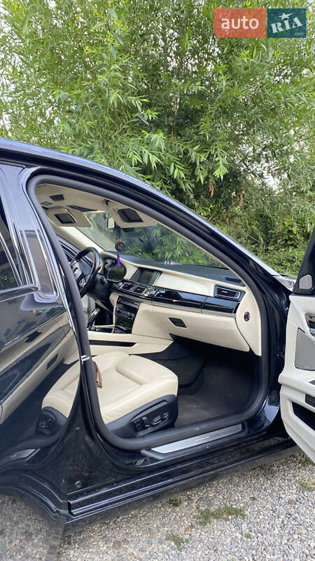 Седан BMW 7 Series 2012 в Виноградове фото 10 Седан BMW 7 Series 2012 в Виноградове