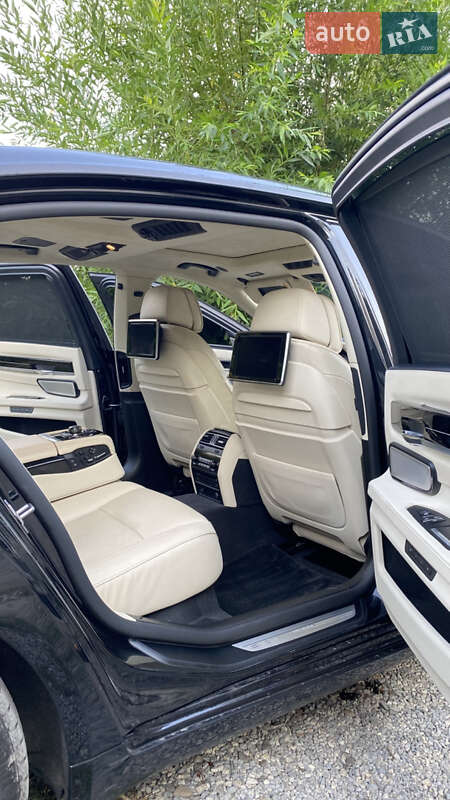 Седан BMW 7 Series 2012 в Виноградове фото 11 Седан BMW 7 Series 2012 в Виноградове