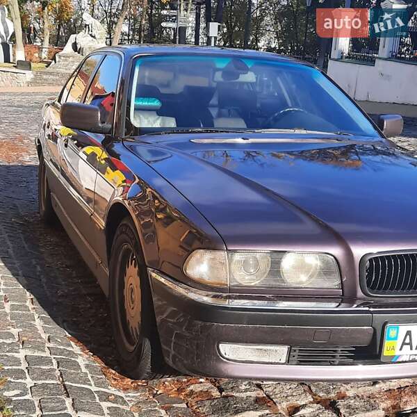 Седан BMW 7 Series 1997 в Киеве