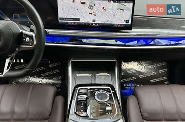 Седан BMW 7 Series 2022 в 