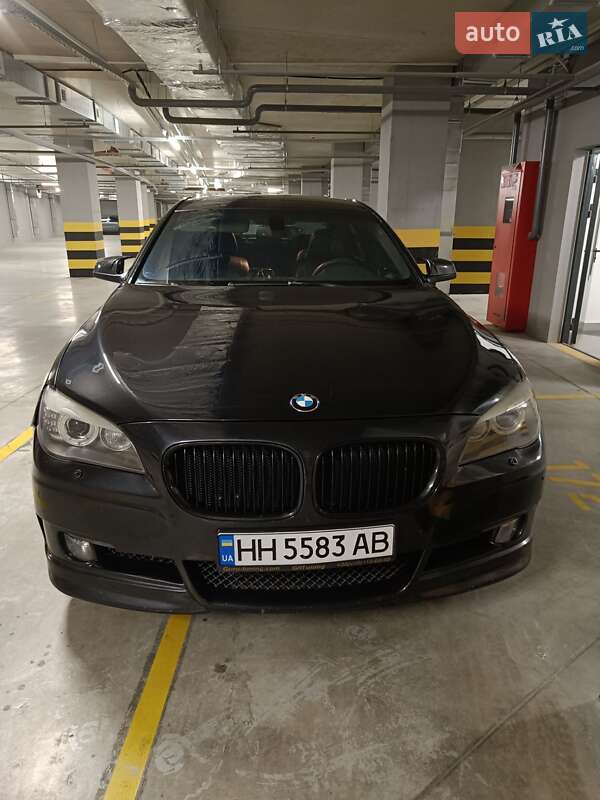 Седан BMW 7 Series 2011 в Одесі