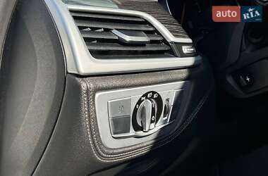 Седан BMW 7 Series 2018 в 