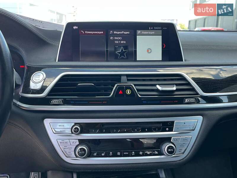 Седан BMW 7 Series 2018 в Львове
