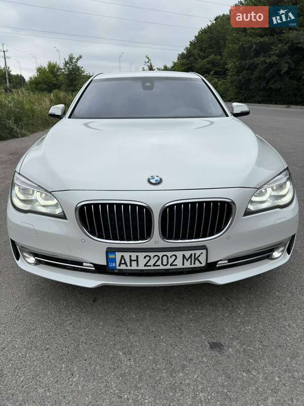 BMW 7 Series 2012