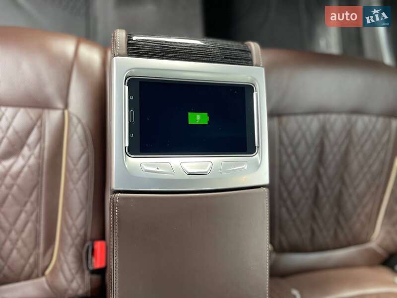 Седан BMW 7 Series 2021 в Кременчуге