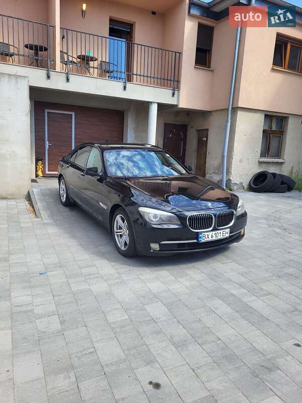 Седан BMW 7 Series 2010 в Хмельницком