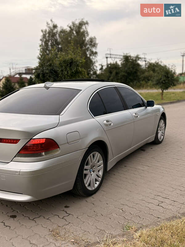 Седан BMW 7 Series 2003 в Бродах