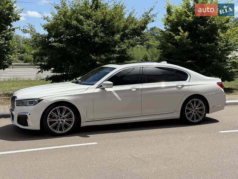 Седан BMW 7 Series 2018 в Киеве