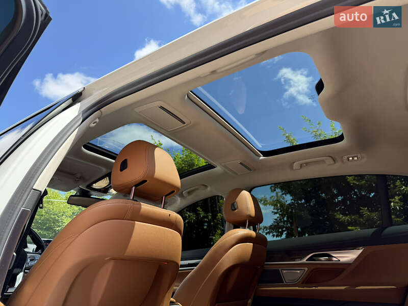 Седан BMW 7 Series 2018 в Киеве