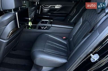 Седан BMW 7 Series 2017 в 