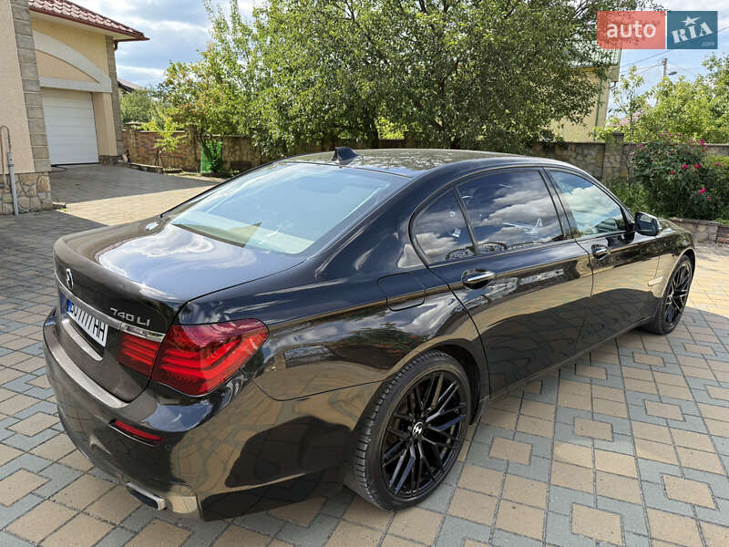 Седан BMW 7 Series 2014 в Тернополі