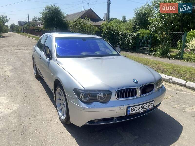 Седан BMW 7 Series 2003 в Нововолынске
