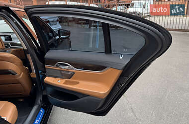 Седан BMW 7 Series 2017 в 