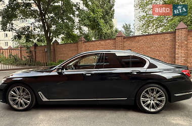 Седан BMW 7 Series 2017 в 