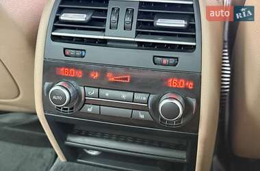 Седан BMW 7 Series 2011 в 