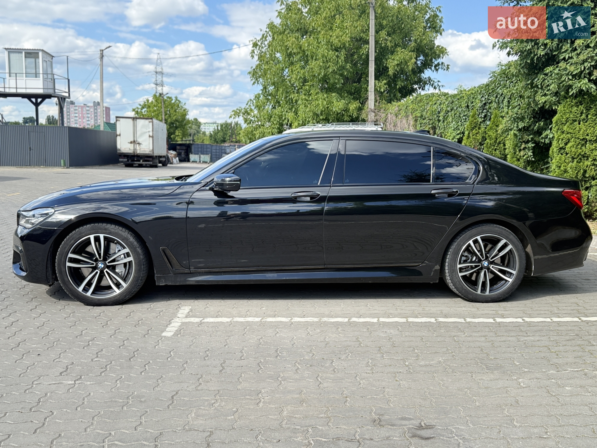 2015 BMW 7er - мініатюра 4