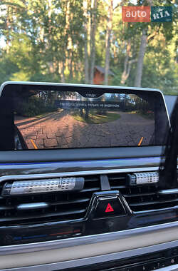 Седан BMW 7 Series 2015 в 
