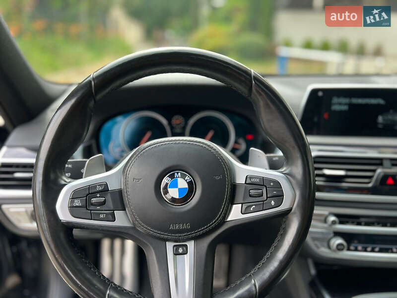 Седан BMW 7 Series 2017 в Львові