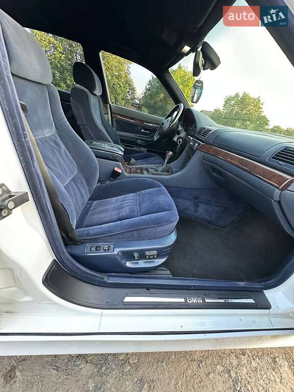 Седан BMW 7 Series 1995 в Теребовле