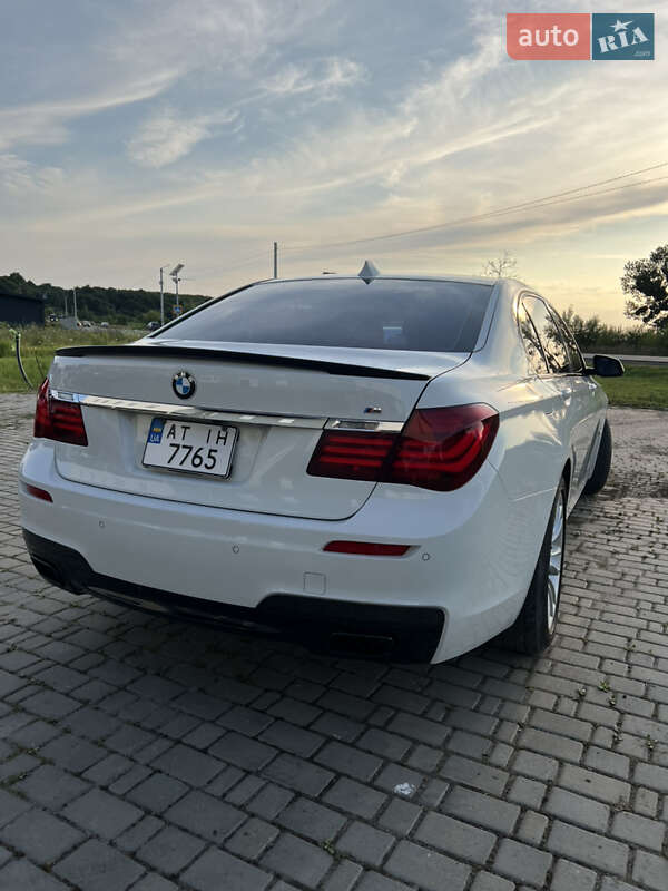 Седан BMW 7 Series 2014 в Львове