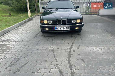 Седан BMW 7 Series 1988 в Львове