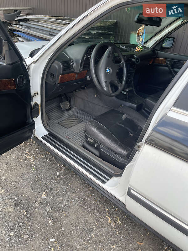 Седан BMW 7 Series 1988 в Києві
