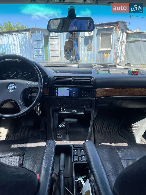 Седан BMW 7 Series 1988 в Києві