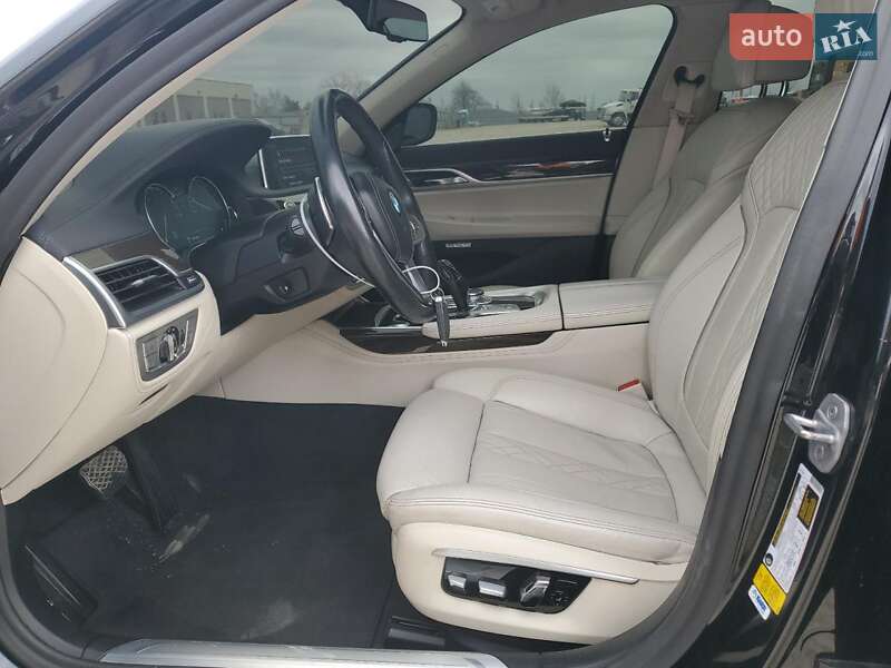 Седан BMW 7 Series 2016 в Києві