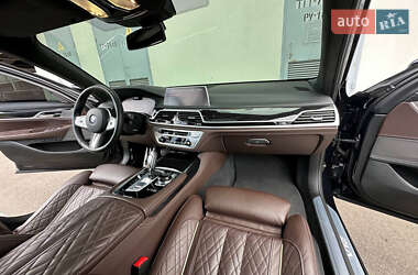 Седан BMW 7 Series 2022 в 