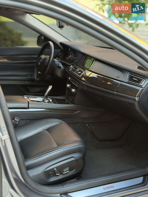Седан BMW 7 Series 2013 в Сумах