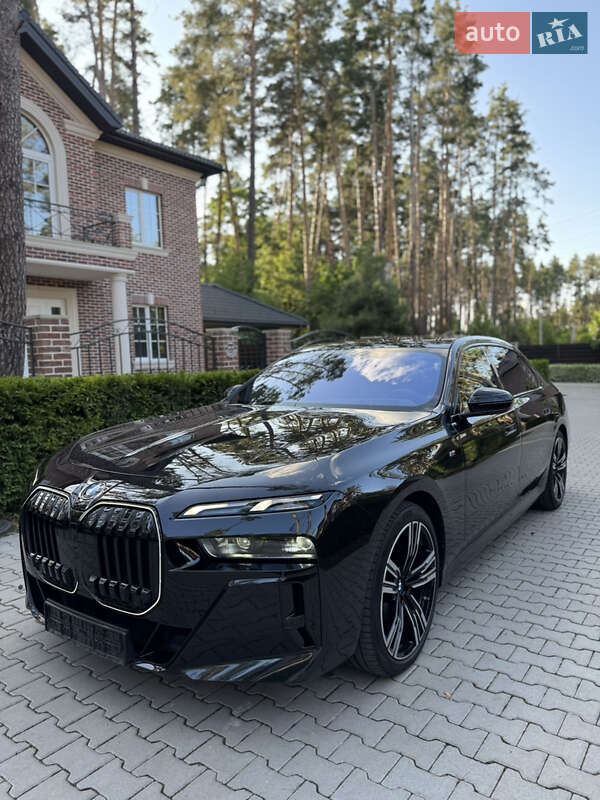Седан BMW 7 Series 2024 в Киеве фото 4 Седан BMW 7 Series 2024 в Киеве