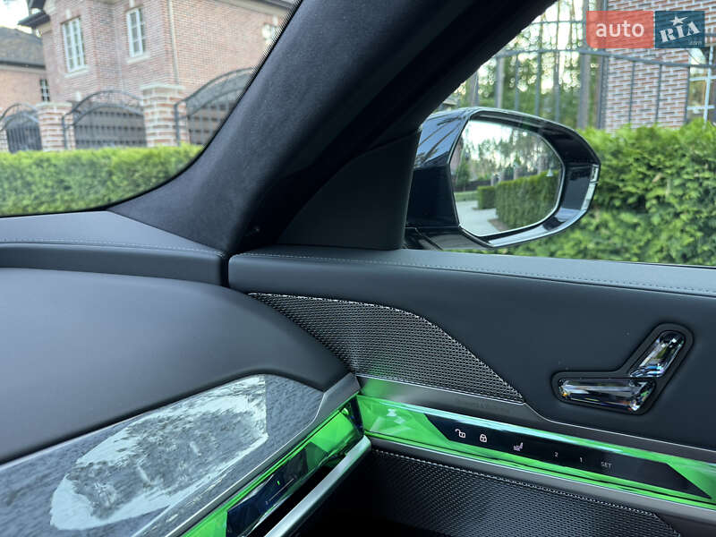 Седан BMW 7 Series 2024 в Киеве фото 49 Седан BMW 7 Series 2024 в Киеве