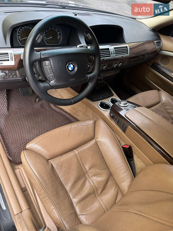 Седан BMW 7 Series 2008 в Радомышле