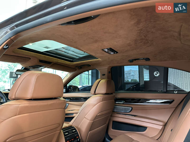 Седан BMW 7 Series 2012 в Киеве