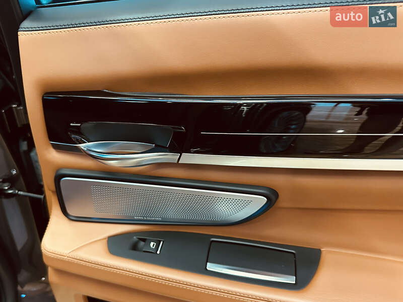 Седан BMW 7 Series 2012 в Киеве