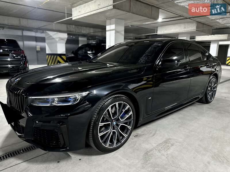 Седан BMW 7 Series 2022 в Дніпрі