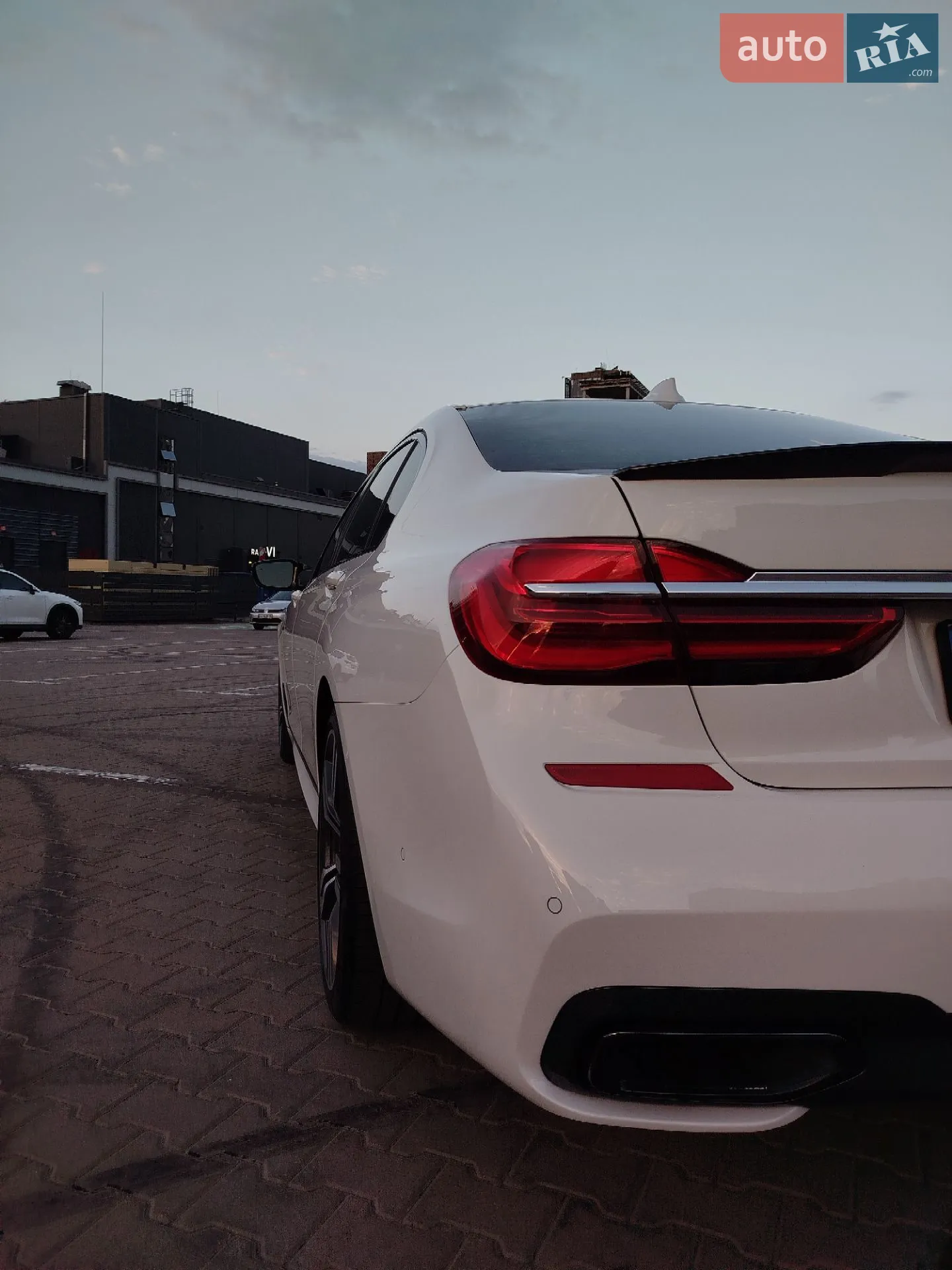 2016 BMW 7er - мініатюра 41