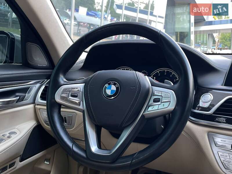 Седан BMW 7 Series 2017 в Києві