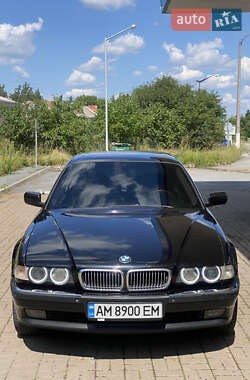 Седан BMW 7 Series 1999 в Радомышле