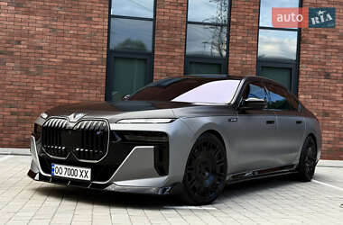Седан BMW 7 Series 2022 в Львове