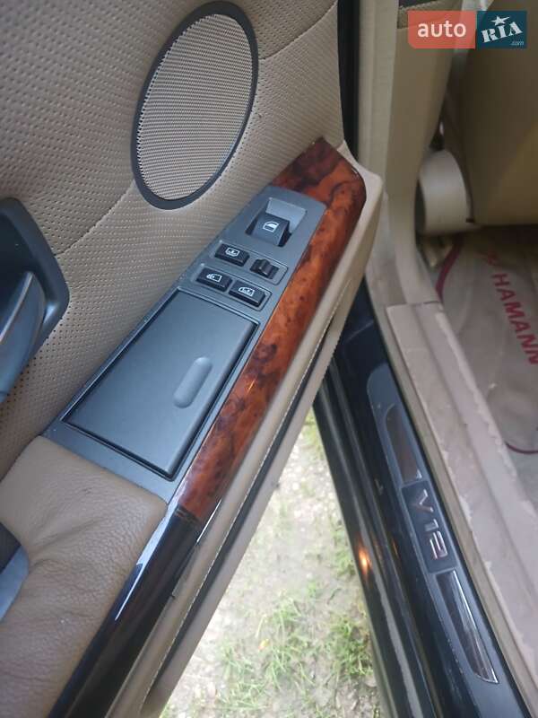 Седан BMW 7 Series 2003 в Ровно