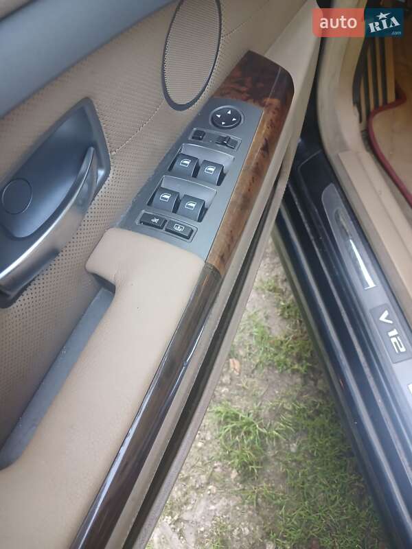 Седан BMW 7 Series 2003 в Ровно